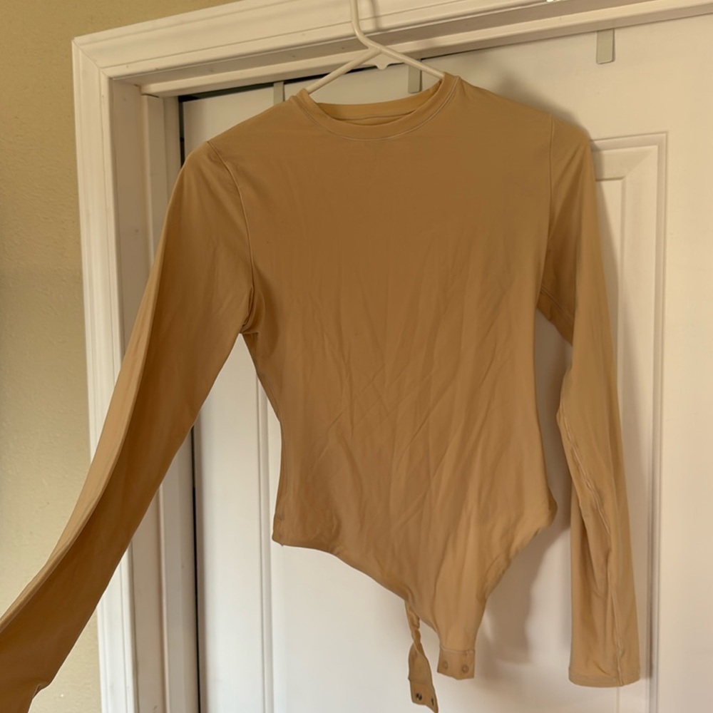 LONG SLEEVE SKIMS BODY SUIT